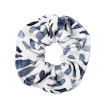 Load image into Gallery viewer, Soak It Up Absorbent Microfiber Hair Scrunchie, Cream &amp; Blue
